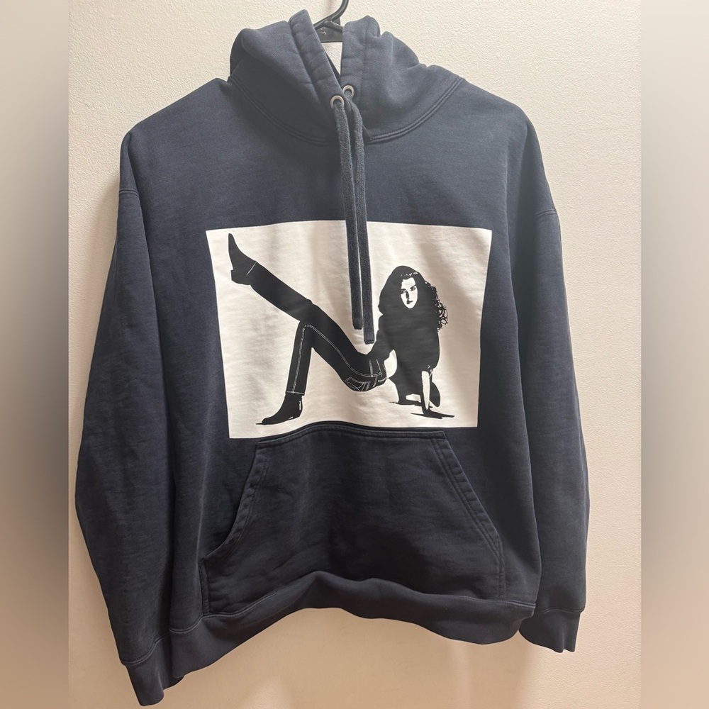 Men’s Calvin Klein black and white Brooke shields pullover hoodie Small